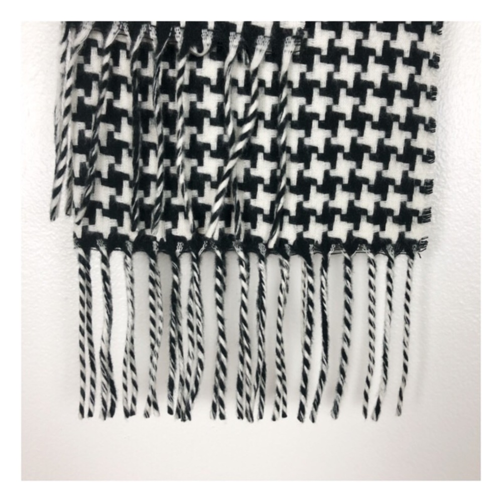 houndstooth wool fringe scarf